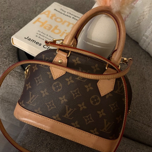 Louis Vuitton Alma BB - Picture 2 of 4